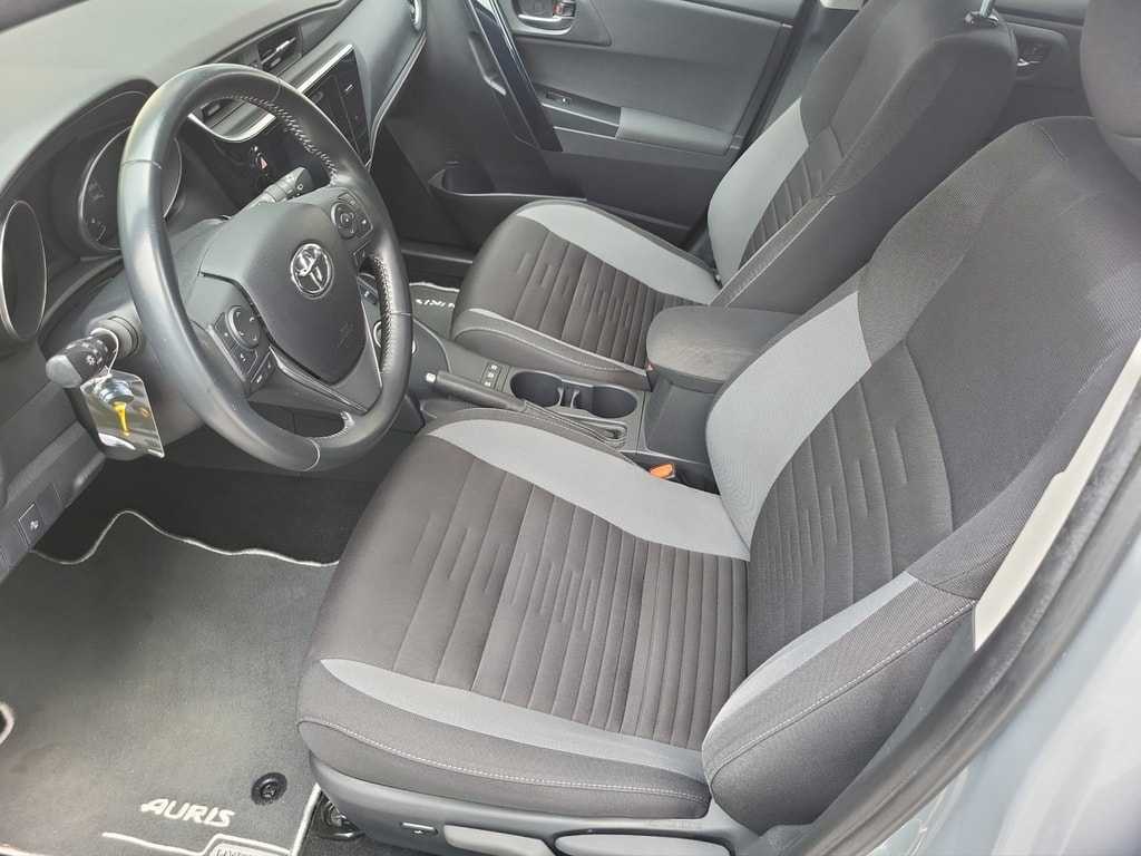 Toyota  Touring Sports 1.8 HSD Limited