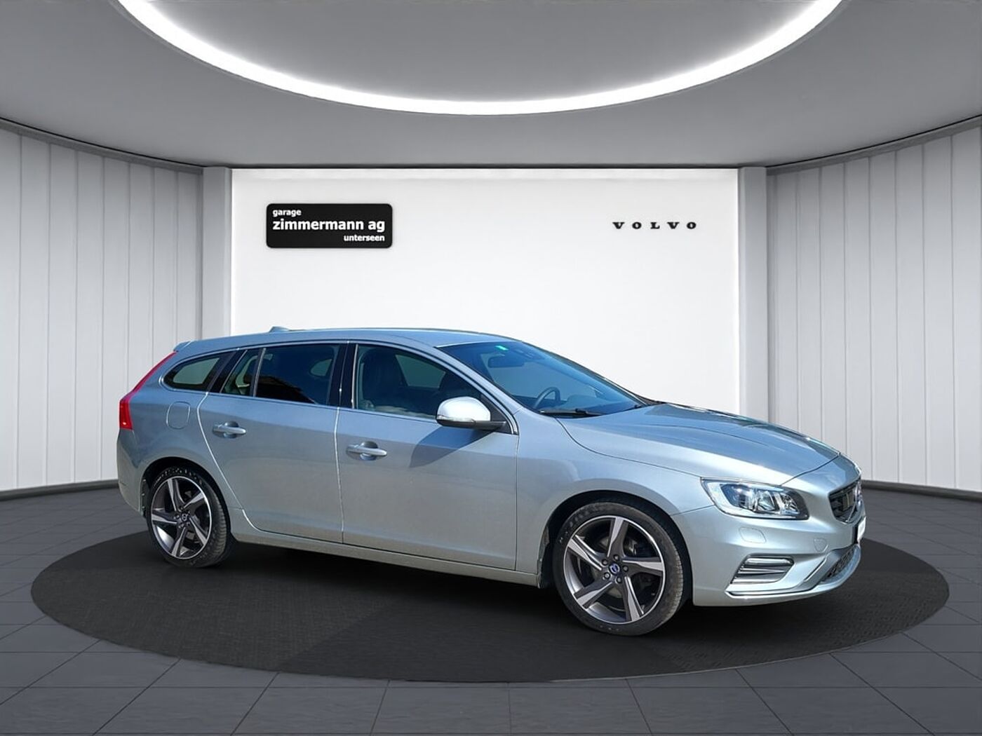 Volvo  1.6 T4 Summum R-Design S/S