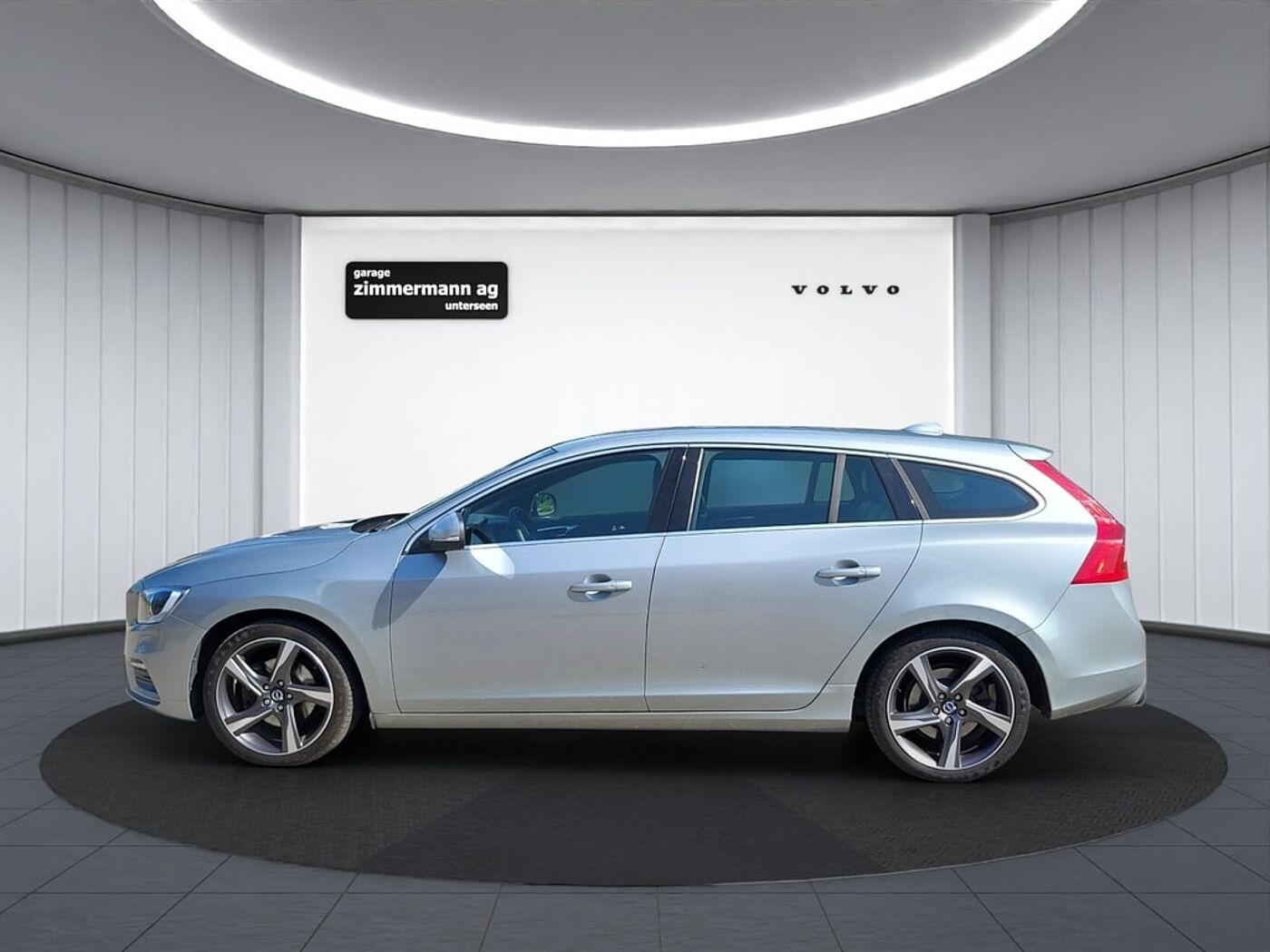 Volvo  1.6 T4 Summum R-Design S/S