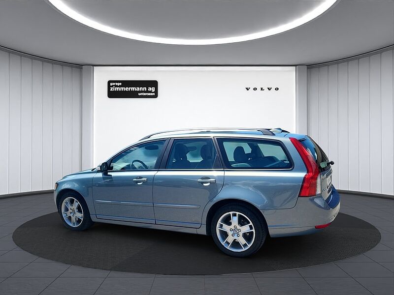 Volvo  2.0 D Summum