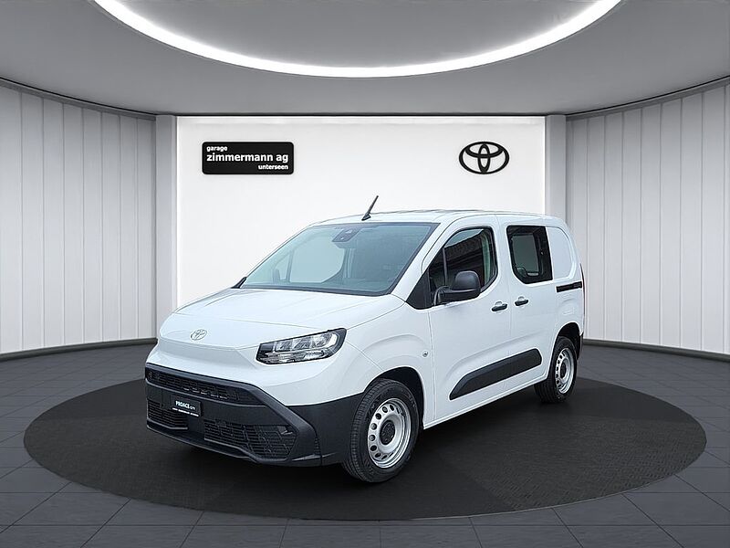 Toyota  Van L1 1.2 Active